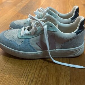 V-10 SNEAKER IN MULTICO, NATURAL, & BABE